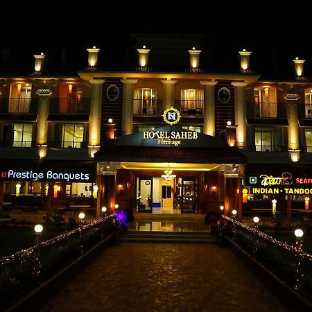 Hotel Saheb Panvel Zewnętrze zdjęcie