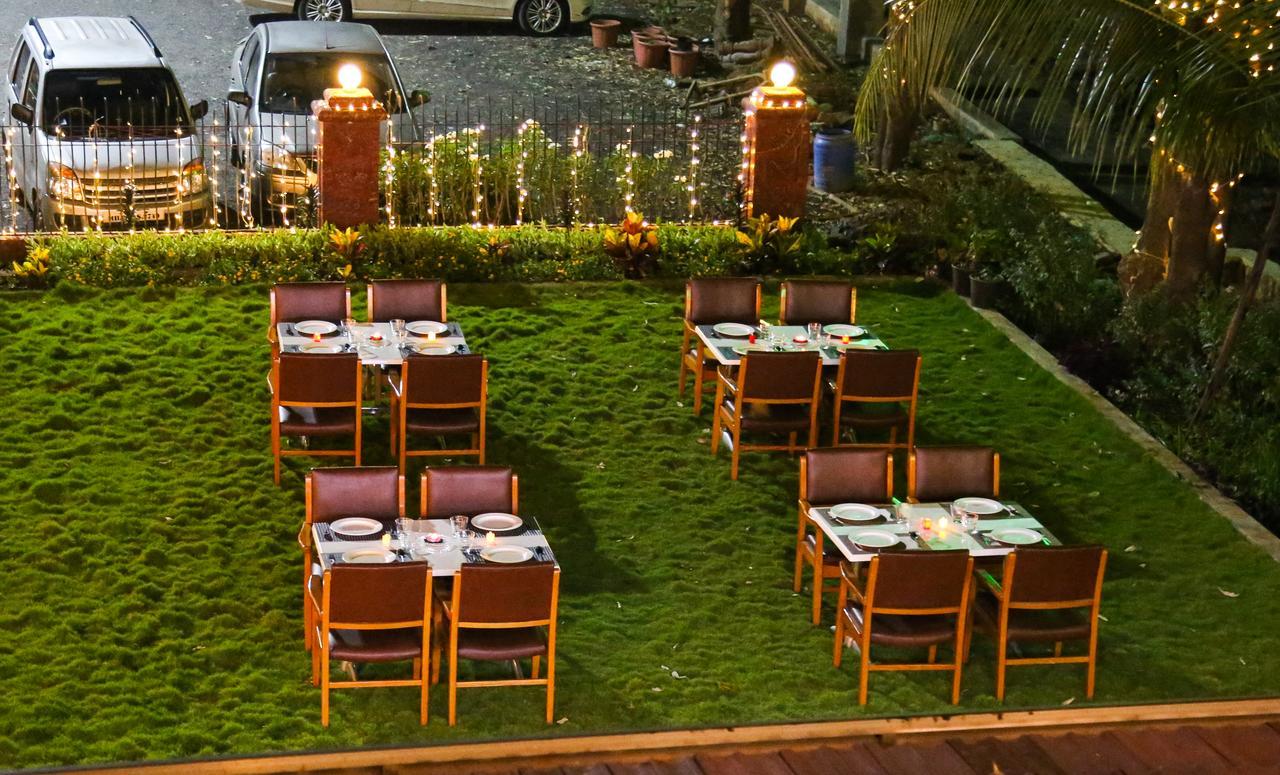 Hotel Saheb Panvel Zewnętrze zdjęcie
